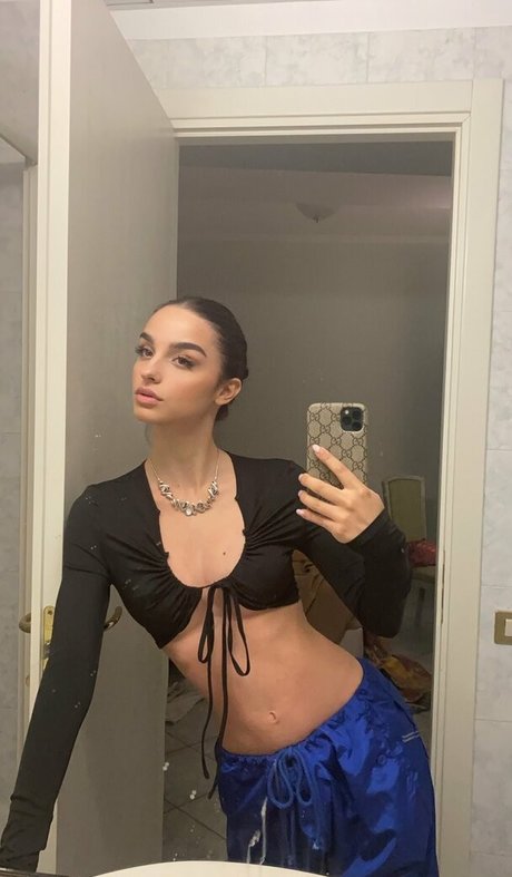 daliluu nude pornstar img
