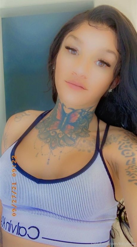 Kitty Hung exclusive pornstar archive