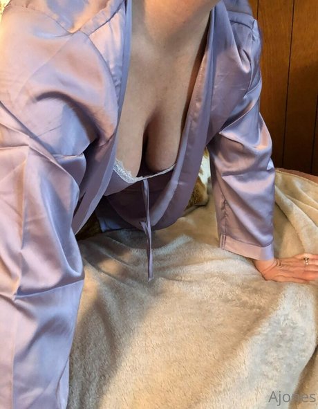 ajonesfeet model pornographic gallery