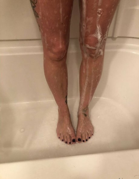 ajonesfeet model exclusive pic