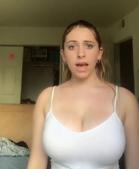 Lily P model high quality img