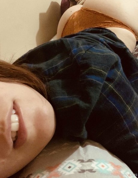 lolitakiwis pornstar sexy photos