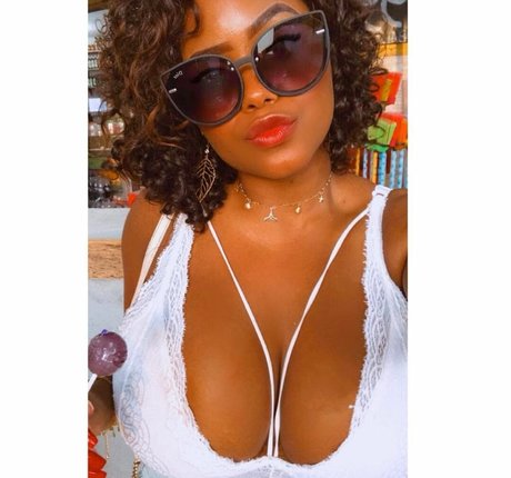 diasdegil exclusive pornstar pics