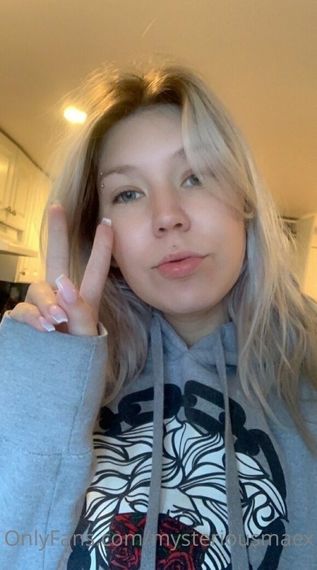 mysteriousmaex exclusive model picture