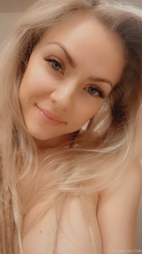 Nina Rei sex model img