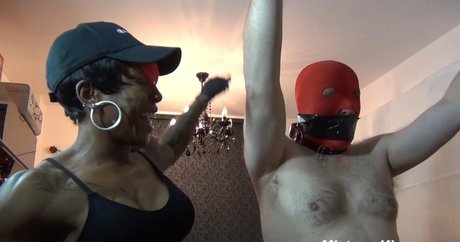 ebonykiana pornstar top photo