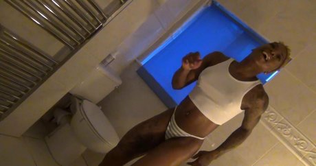 ebonykiana pornstar perfect picture