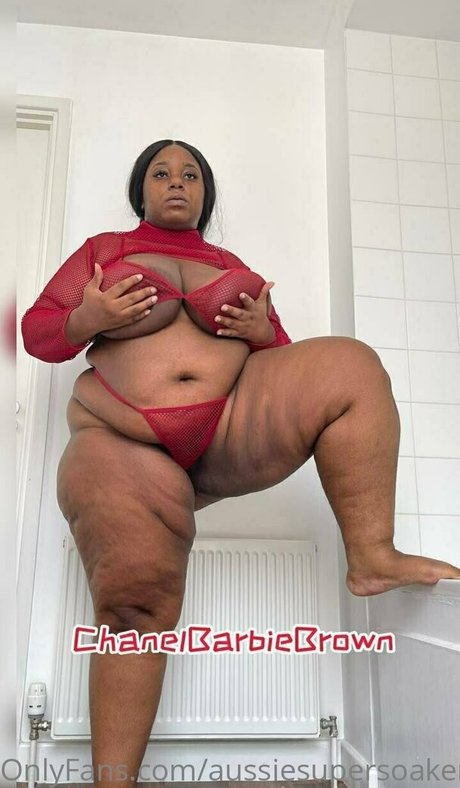 aussiesupersoaker naked model archive