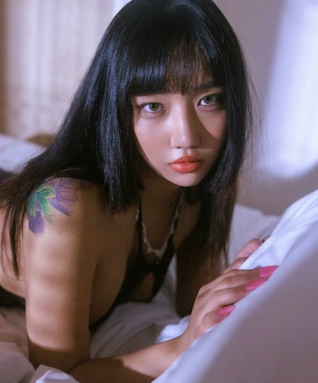 ChloeChoi420 model nice pic