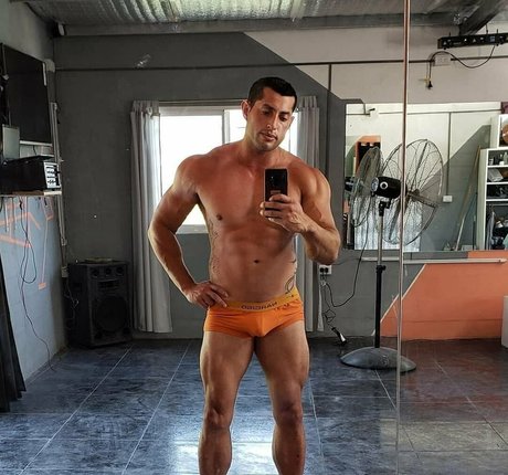 eliseoantoniofree nudes star gallery