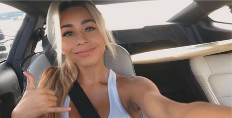 roxannesims model sex images