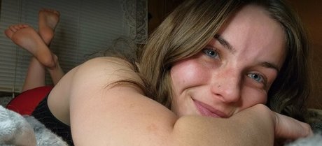 Alliekatt ASMR pretty star image