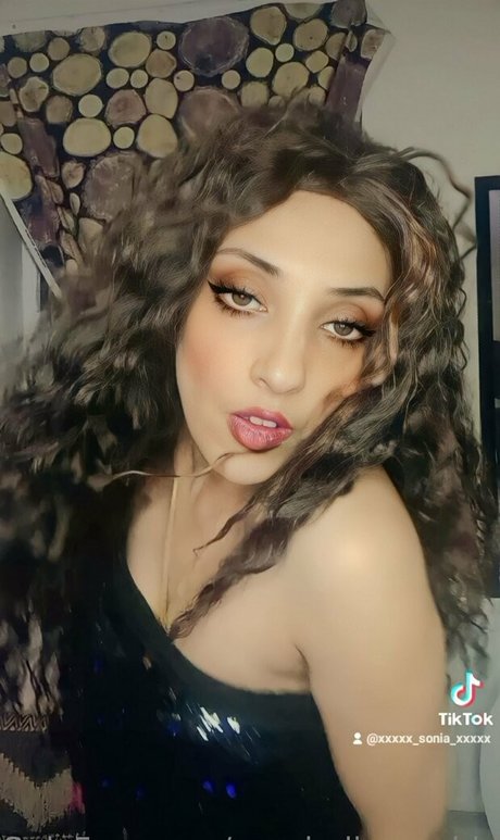 shemale fucks girl onlyfans best picture