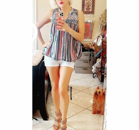Hotmommy956 pornstar art galleries