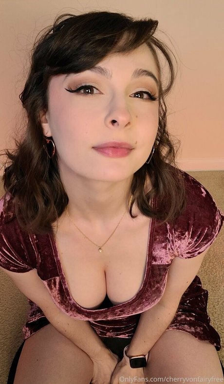 cherryvonfairyfree pornstar top pic