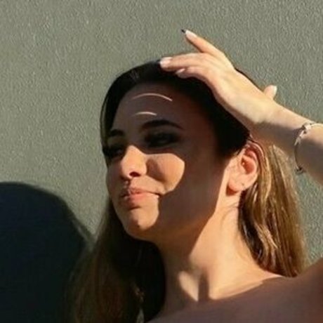Akiira Sutton Large star porn image