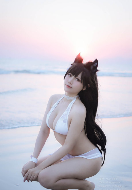 rukysama naked pornstar image