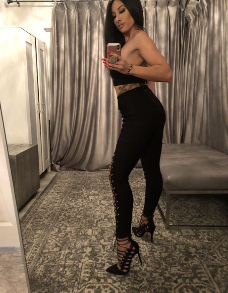 sex onlyfans top pic