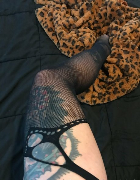 bonnielady model hot photo