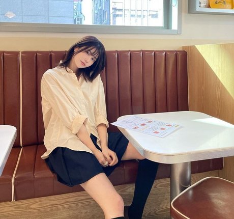 Lee Hayun perfect pornstar pictures