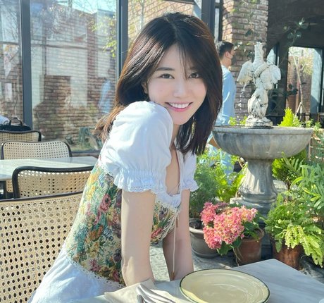 Lee Hayun pornstar xxx pictures