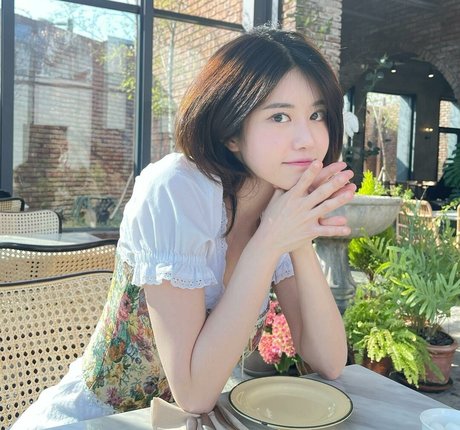 Lee Hayun pornstar high quality image