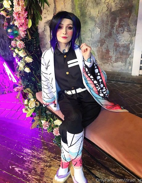 Zirael sg hot star photo