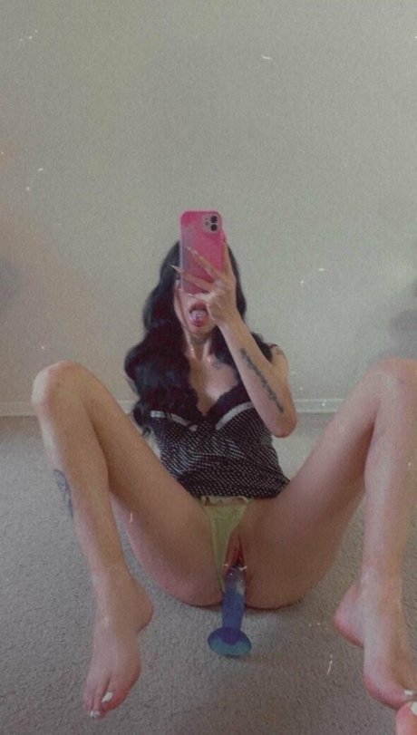 hot mature onlyfans pornographic image