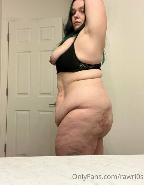 rawri0s best model photo
