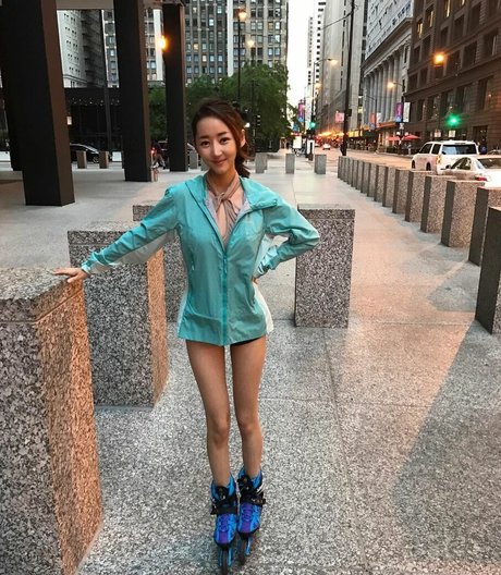 Yeonmi Park star images