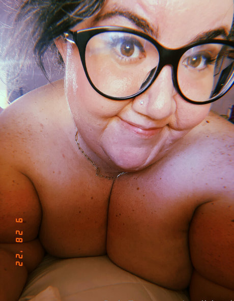 sadbbgrl nice model pics