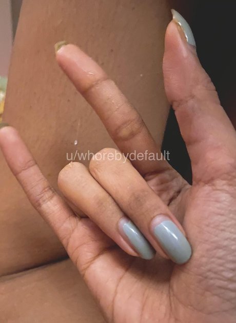 whorebydefault nudes model photo