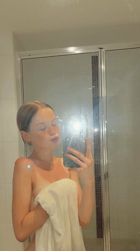 cute onlyfans sexy naked gallery