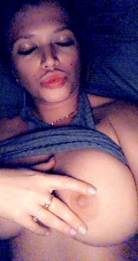 Fyona Ryder sex model photo