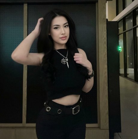 Angelinahope star hot galleries