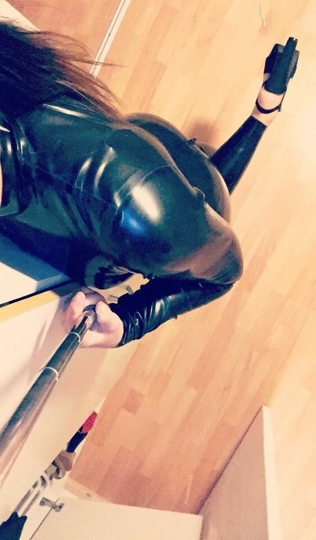 Cath28 pornographic actress pic