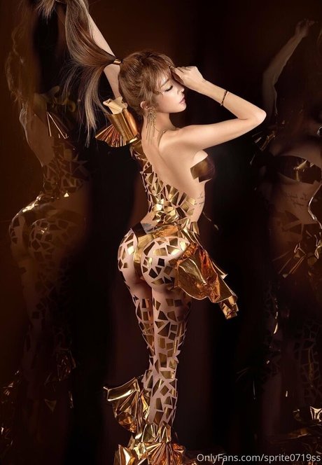 Sprite Fang Qi Yuan nudes model img
