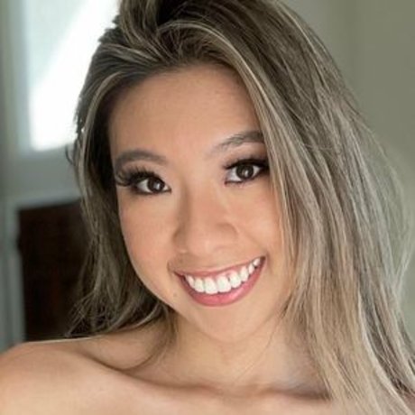 ainsleyace beautiful pornstar img
