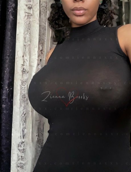 Ziennaxxx sex pornstar photos