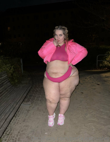 perla exclusive pornstar pic