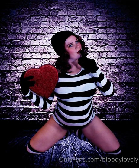 bloodylovely high quality pornstar archive