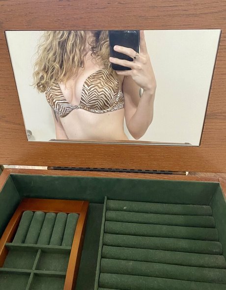 xtinaricci model best pictures