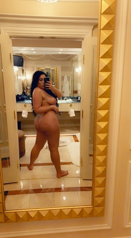 iamsophidream pornstar naked photos