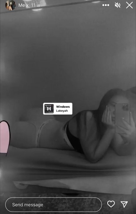 Ebony Maisie model img