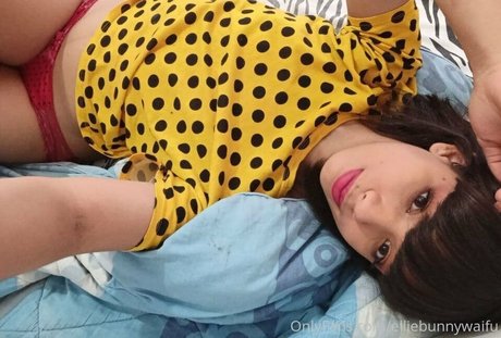 elliebunnywaifu adult actress photos