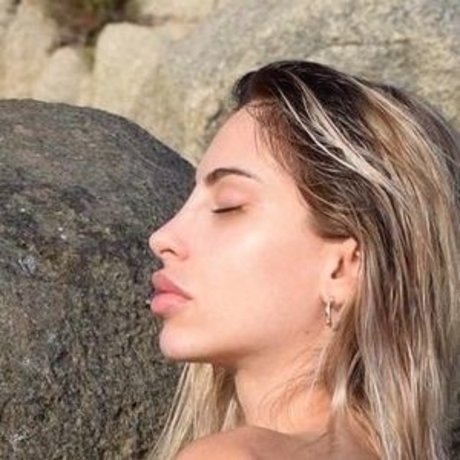 Sabrincasula model hd picture