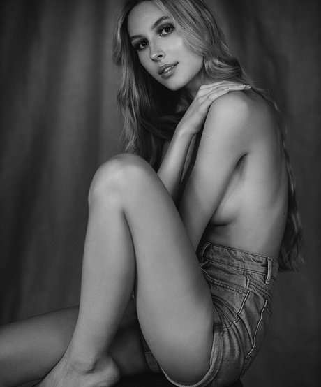 Isabella Spaeth star nude photos