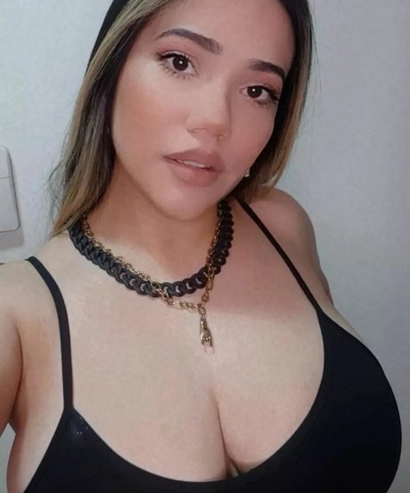 Toomuchtumbao beautiful model galleries