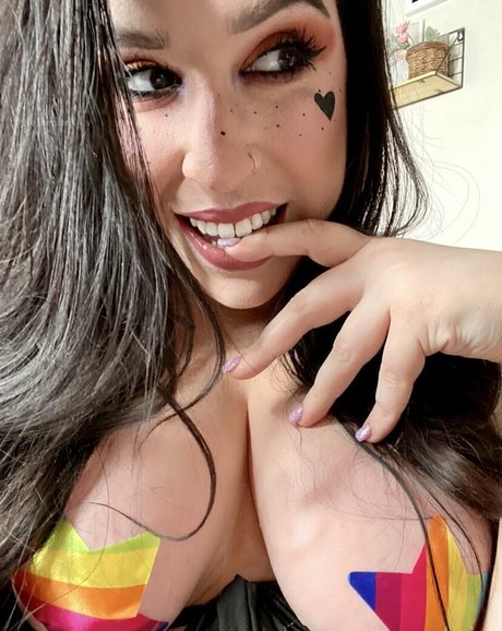 violacandyxx model images