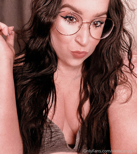 violacandyxx erotic model images